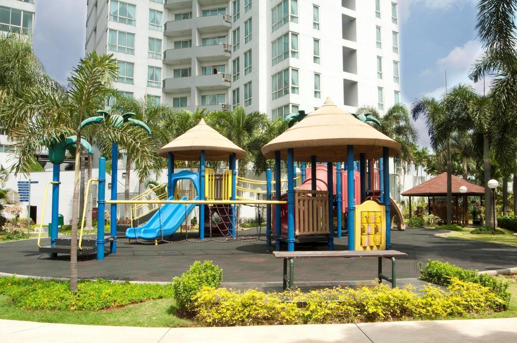 The Residences At Puri Casablanca Джакарта Экстерьер фото